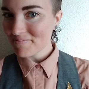 Meet your Posher, Liz